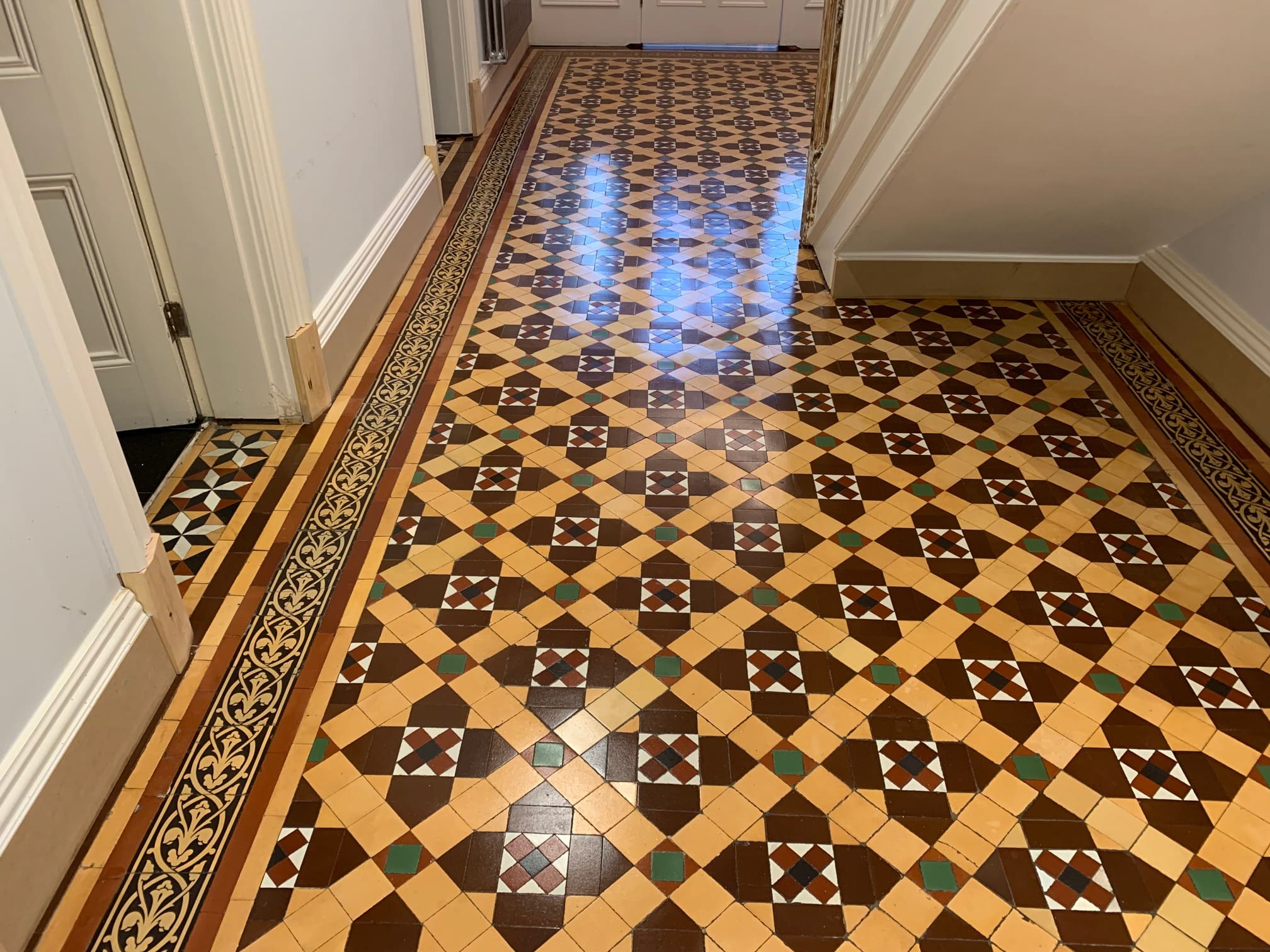 Pulido y restauración de pisos calcáreos